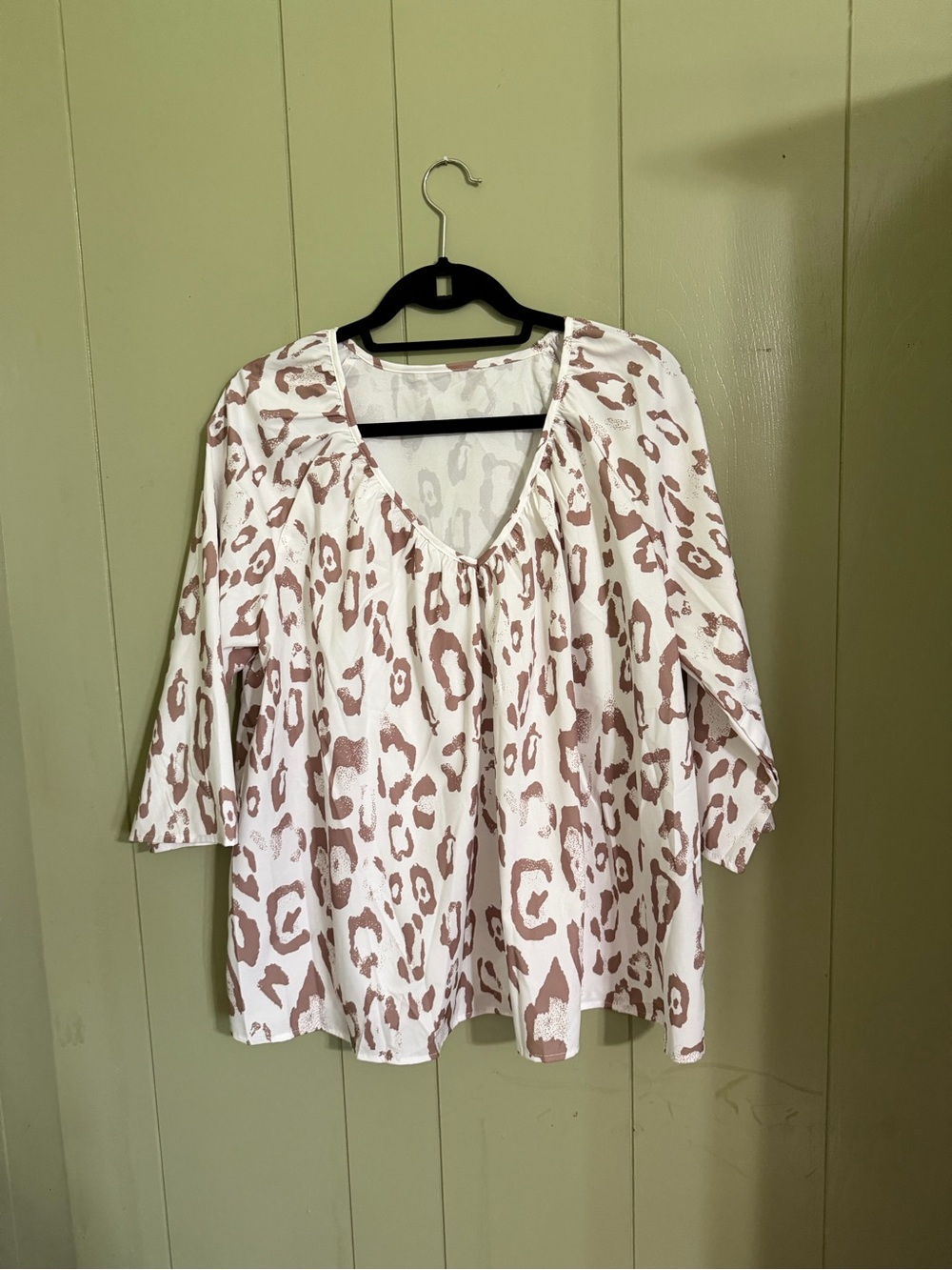 SHEIN Cream and Taupe Leopard V-Neck Tunic